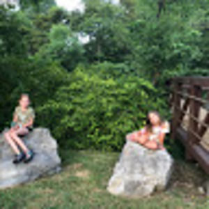 Meet your Posher, Dana